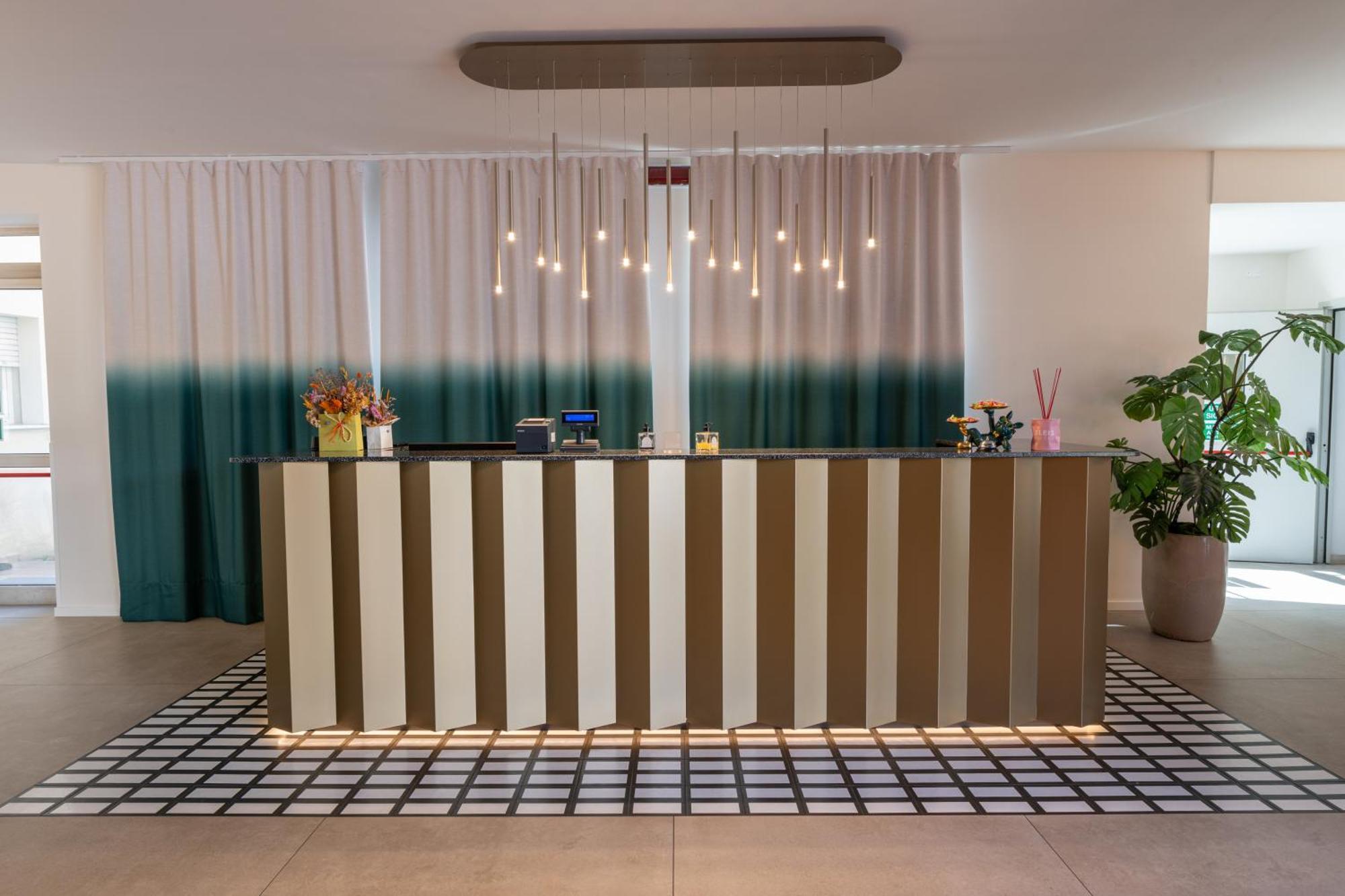 Bleis Hotel — Photos 2